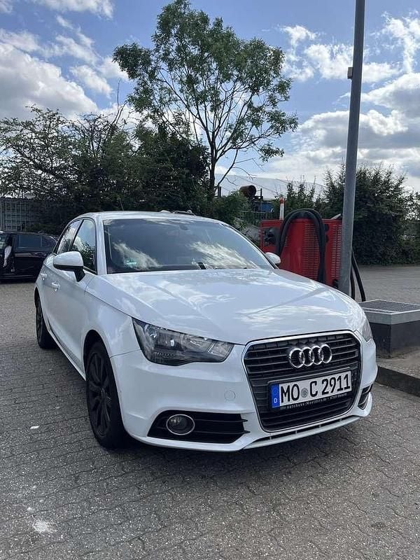 Gebraucht 2013 Audi A1 Sportback Ambition Kleinwagen | 8.500 € (Guter Preis) - Bild 1/4