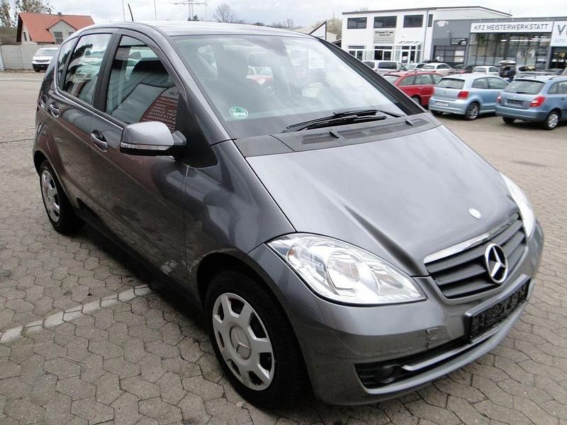 Gebraucht Mercedes A150 95 PS (69 kW) 2008 Grau Limousine