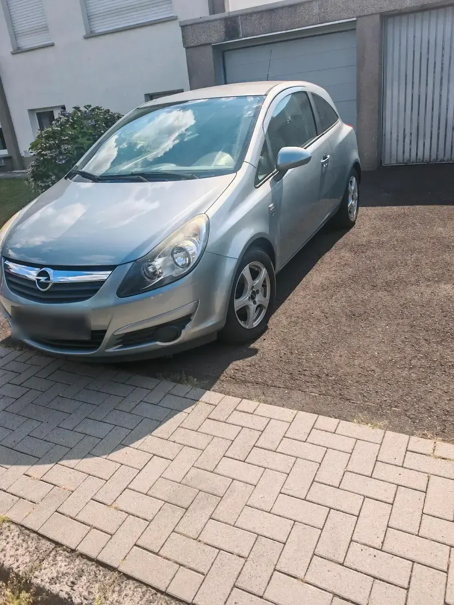 Gebraucht Opel Corsa 87 PS (63 kW) 2011 Grau Kleinwagen