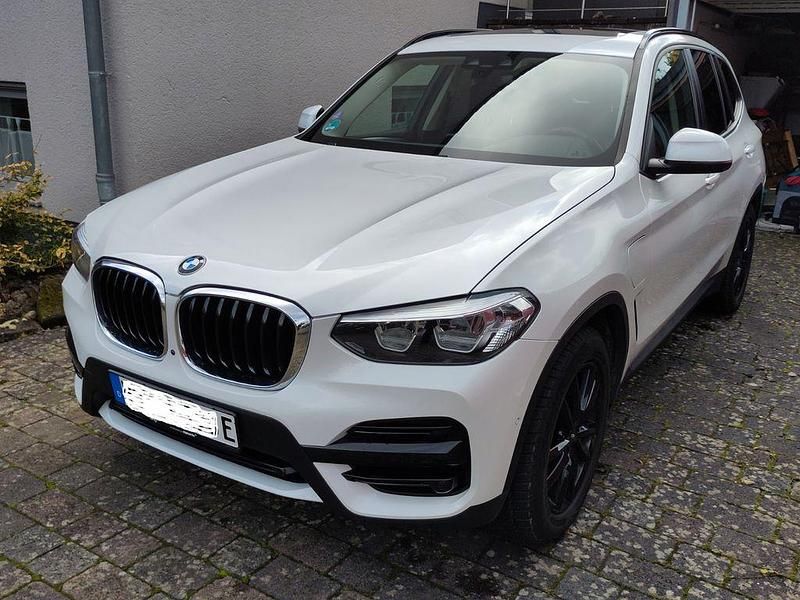 Weiß Gebraucht 2021 BMW X3 Advantage SUV | 28.500 € (Guter Preis) - Bild 1/4