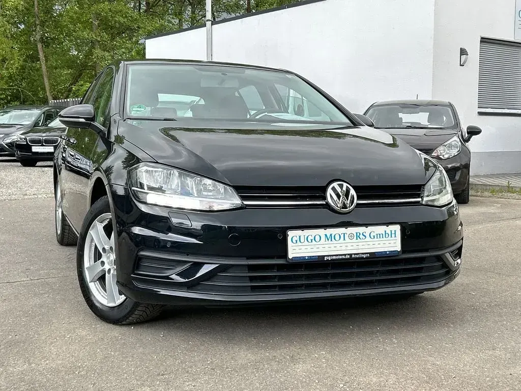Gebraucht VW Golf VII 86 PS (63 kW) 2017 Schwarz Limousine