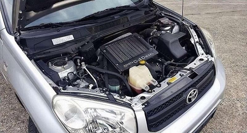 Gebraucht Toyota RAV4 116 PS (85 kW) 2004 Silber SUV