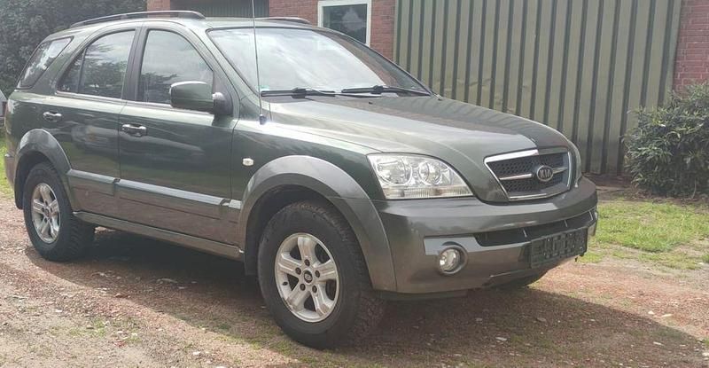 Grün Gebraucht 2005 Kia Sorento SUV | 3.499 € (Fairer Preis) - Bild 1/4