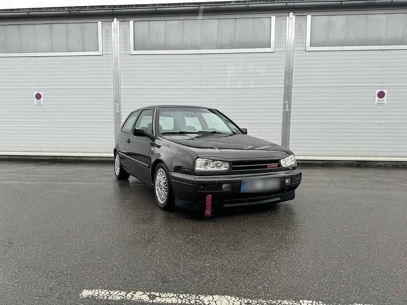 Gebraucht VW Golf 174 PS (127 kW) 1993 Schwarz Coupé