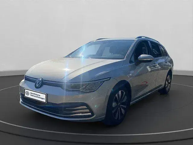 Gebraucht VW Golf VIII Move 131 PS (96 kW) 2024 Silber Kombi
