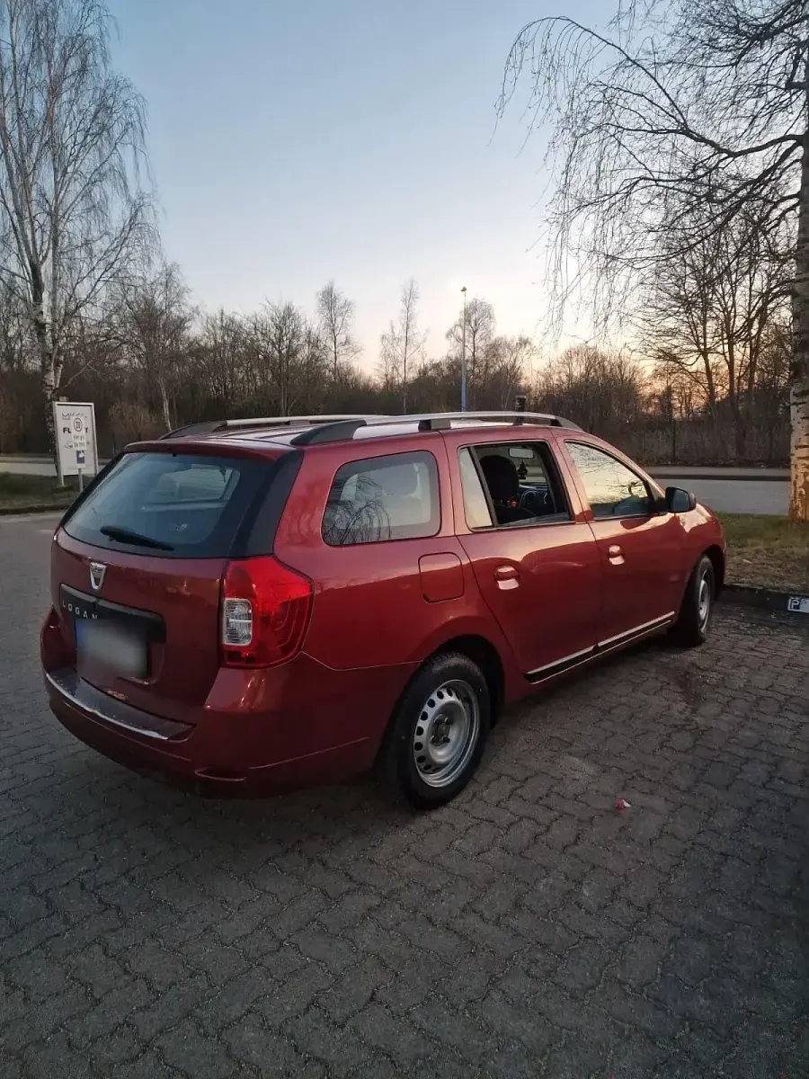 Gebraucht Dacia Logan MCV 90 PS (66 kW) 2014 Rot Kombi
