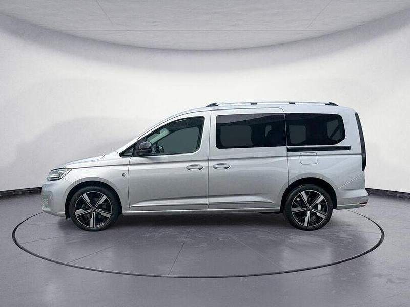 Gebraucht VW Caddy Maxi Style 122 PS (89 kW) 2022 Silber Van / Kleinbus