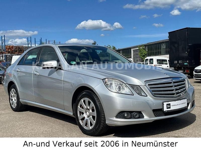 Gebraucht Mercedes E200 184 PS (135 kW) 2009 Silber Limousine