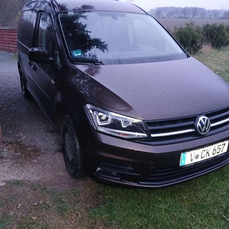 Second-hand VW Caddy Maxi 102 CP (75 kW) 2017 Maro Monovolum