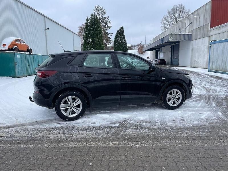 Gebraucht Opel Grandland X Edition 131 PS (96 kW) 2017 Schwarz SUV