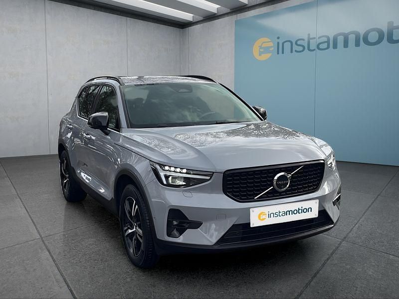 Gebraucht Volvo XC40 197 PS (144 kW) 2025 Grau SUV