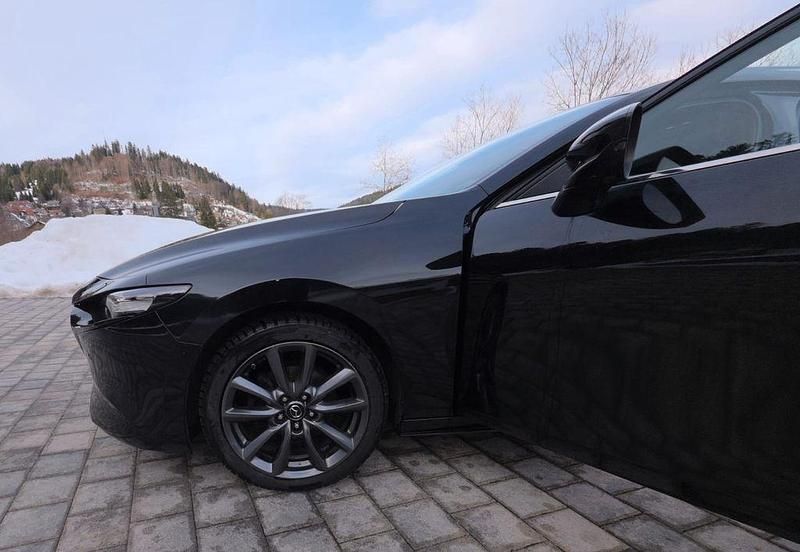 Gebraucht Mazda 3 Selection 186 PS (136 kW) 2021 Schwarz Limousine