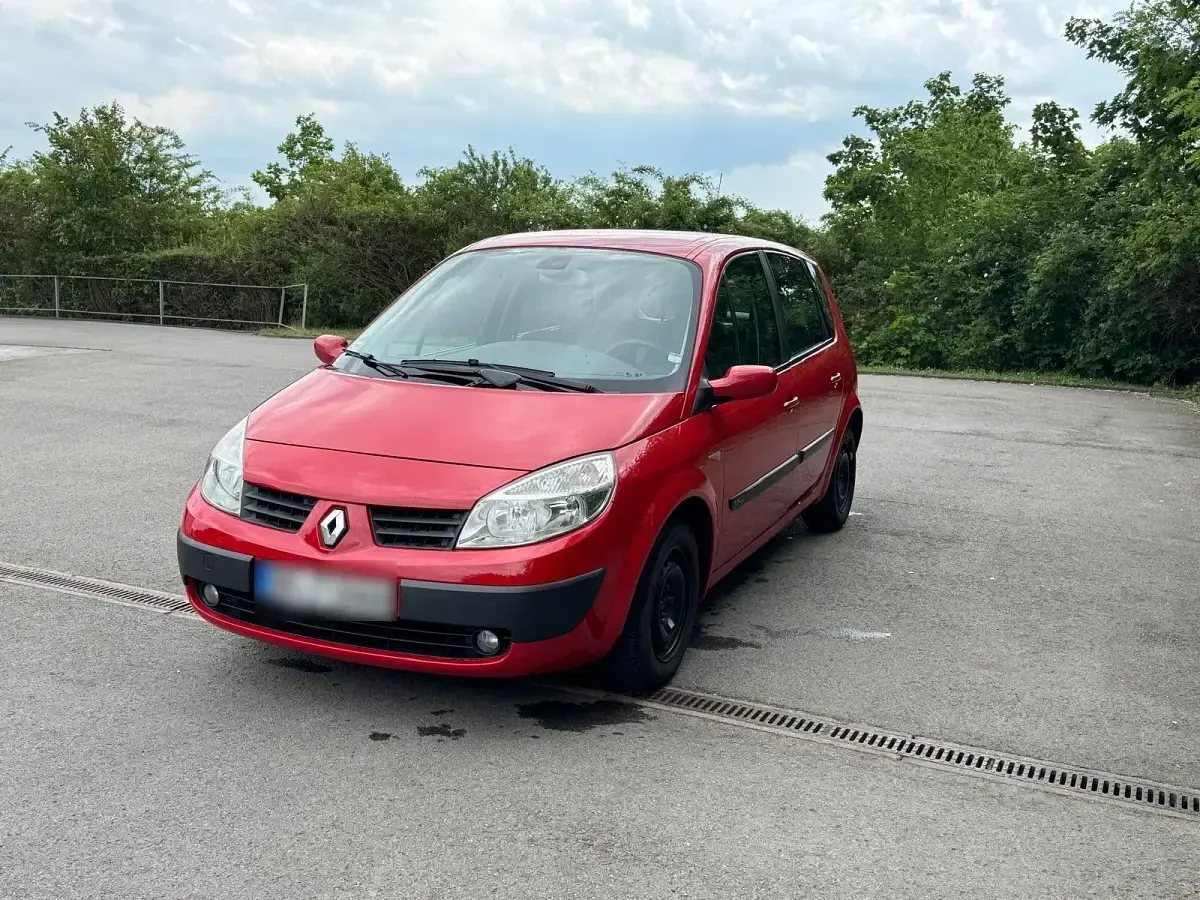 Gebraucht Renault Scénic 113 PS (83 kW) 2003 Rot Van / Kleinbus