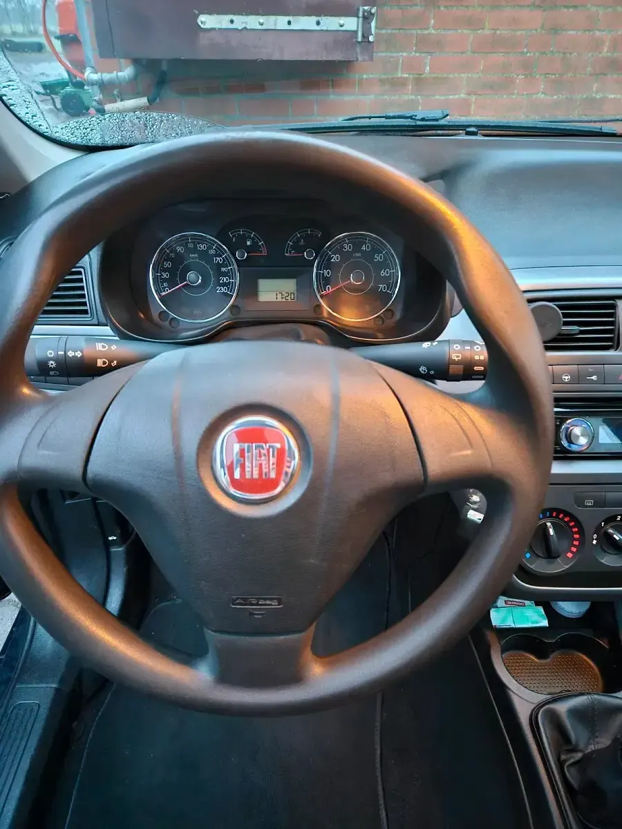 Gebraucht Fiat Punto 77 PS (56 kW) 2009 Blau Kleinwagen