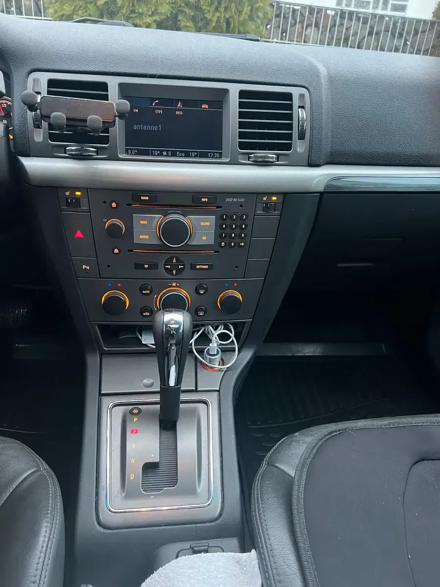 Gebraucht Opel Vectra 147 PS (108 kW) 2008 Grau Kombi