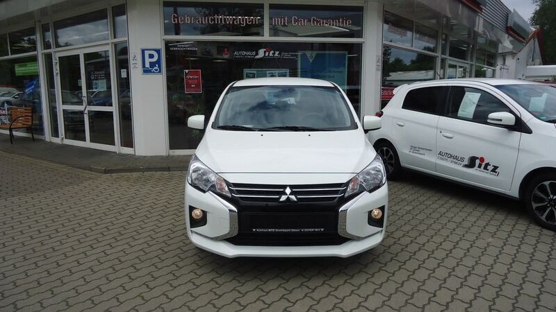 Weiß Gebraucht 2024 Mitsubishi Space Star Select Limousine | 13.820 € (Fairer Preis) - Bild 1/4