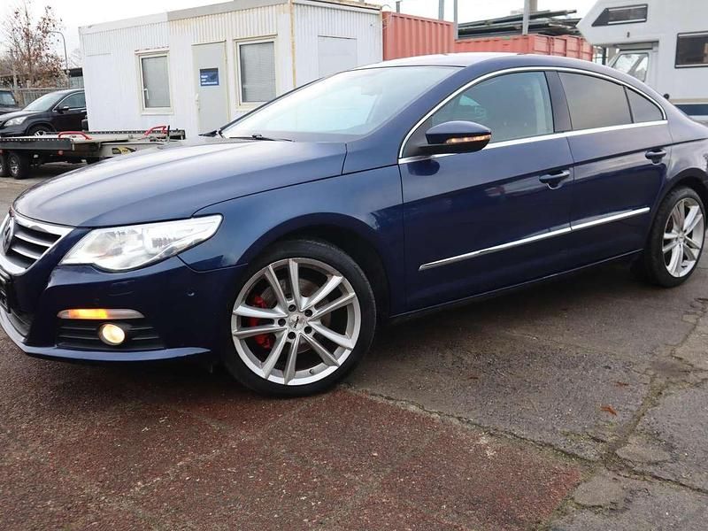 Shadow blue metallic Gebraucht 2010 VW Passat Basis Limousine | 7.000 € (Etwas zu teuer) - Bild 1/4