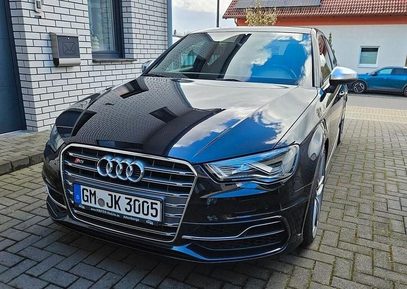 Gebraucht Audi S3 Ambiente 300 PS (220 kW) 2016 Schwarz Limousine