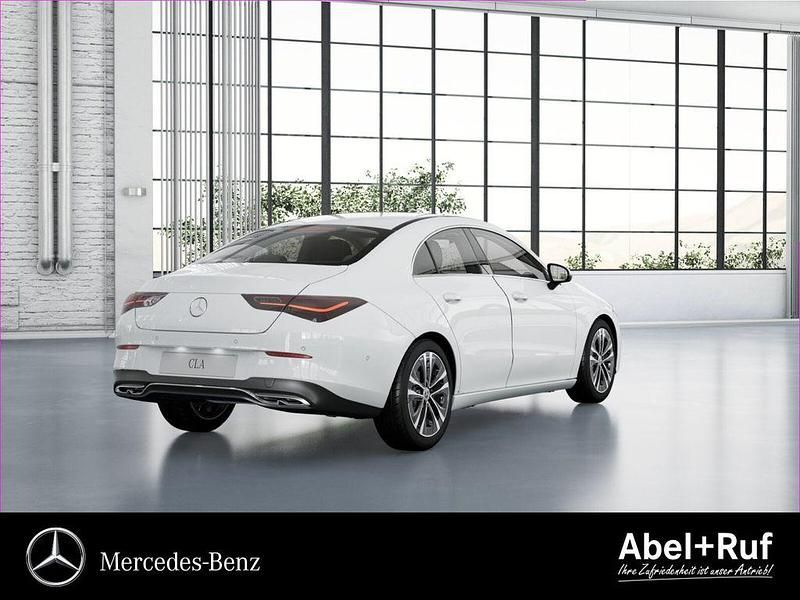 Gebraucht Mercedes CLA180 Progressive 136 PS (100 kW) 2025 Weiß Limousine