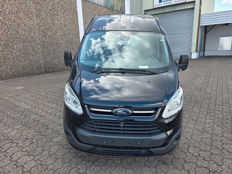 Używany Ford Transit Trend 125 KM (91 kW) 2015 Czarny Minivan