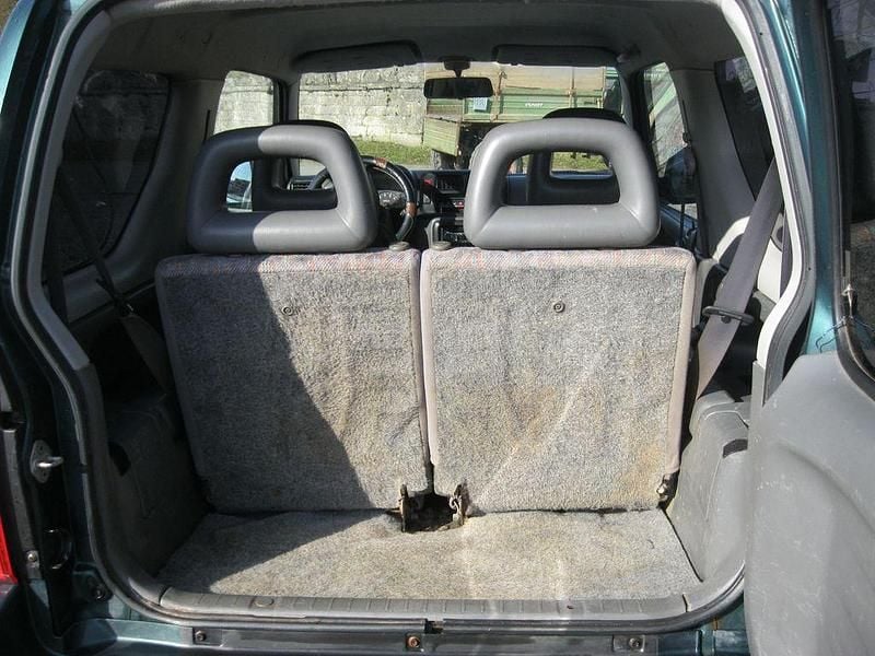 Gebraucht Suzuki Jimny 82 PS (60 kW) 2001 Grün SUV