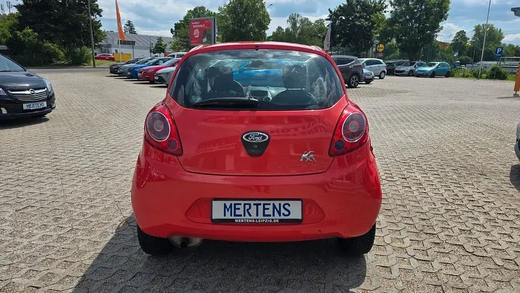 Gebraucht Ford Ka Ambiente 69 PS (50 kW) 2011 Rot Kleinwagen