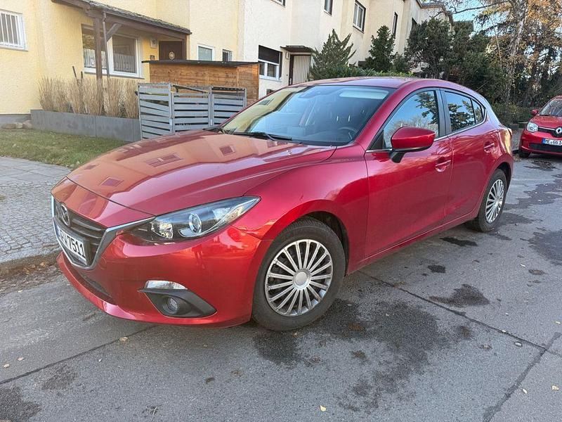 Rot Gebraucht 2015 Mazda 3 Limousine | 12.900 € (Guter Preis) - Bild 1/4