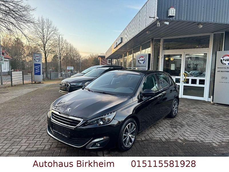 Gebraucht Peugeot 308 Allure 131 PS (96 kW) 2016 Schwarz Limousine