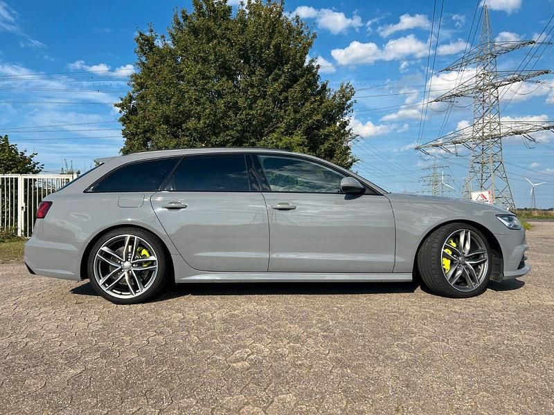 Gebraucht Audi S6 Ambiente 450 PS (330 kW) 2017 Grau Kombi