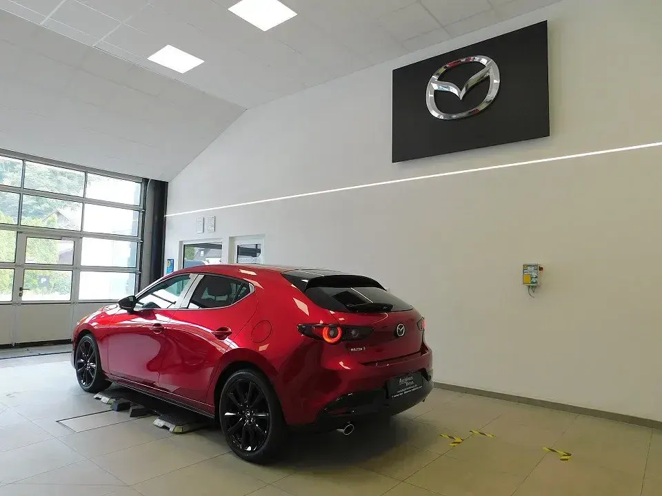 Neu Mazda 3 Homura-Line 140 PS (102 kW) 2026