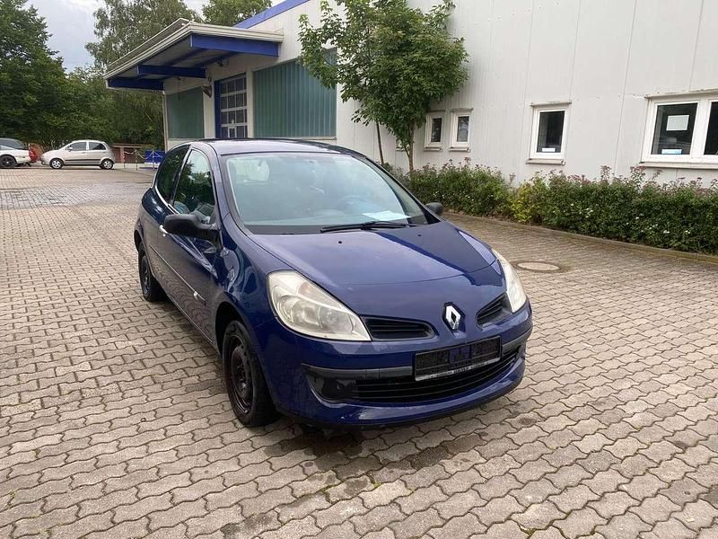 Gebraucht Renault Clio II Exception 75 PS (55 kW) 2008 Other Kleinwagen