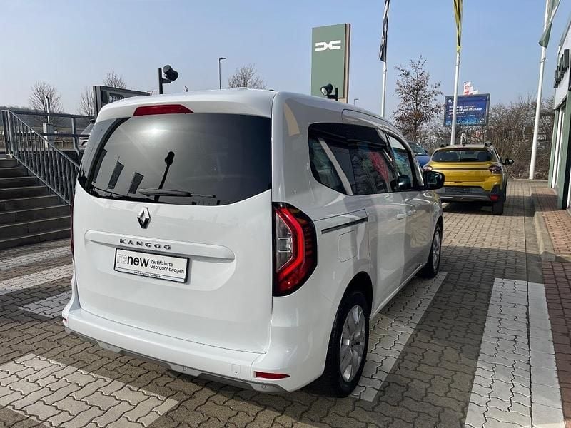 Gebraucht Renault Kangoo Equilibre 102 PS (75 kW) 2024 Mineral weiss (weiß) Van / Kleinbus