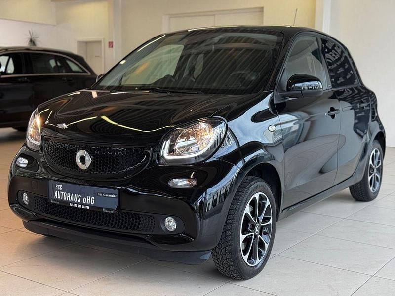 Schwarz Gebraucht 2016 Smart ForFour Kleinwagen | 11.940 € (Fairer Preis) - Bild 1/4