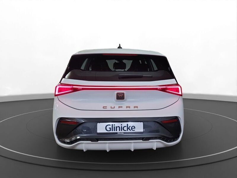 Gebraucht Cupra Born 150 kW (204 PS) 2022 Eisweiß Kleinwagen