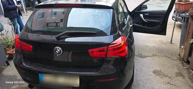 Gebraucht BMW 118 136 PS (100 kW) 2017 Schwarz Kleinwagen