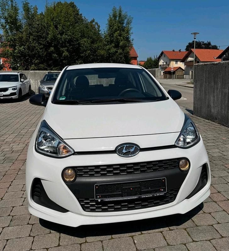 Gebraucht Hyundai i10 2017 Weiß Kleinwagen
