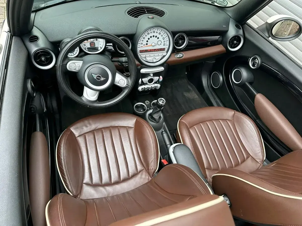 Gebraucht Mini Cooper Cabriolet 120 PS (88 kW) 2010 Weiß Cabrio