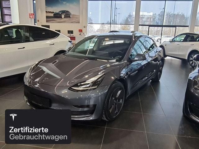 Silber Gebraucht 2022 Tesla Model 3 RWD Limousine | 26.900 € (Fairer Preis) - Bild 1/4