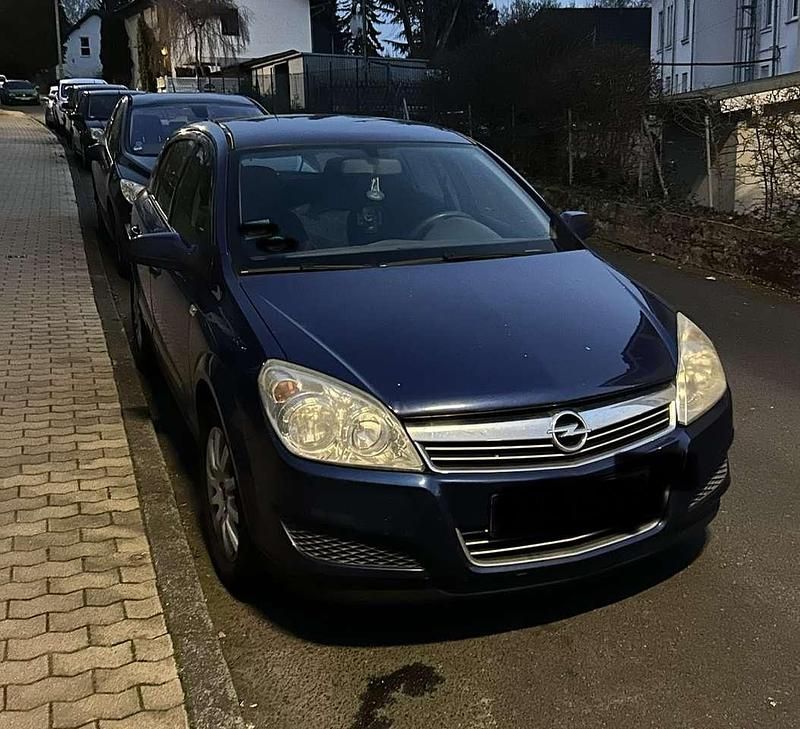 Gebraucht Opel Astra 105 PS (77 kW) 2006 Limousine