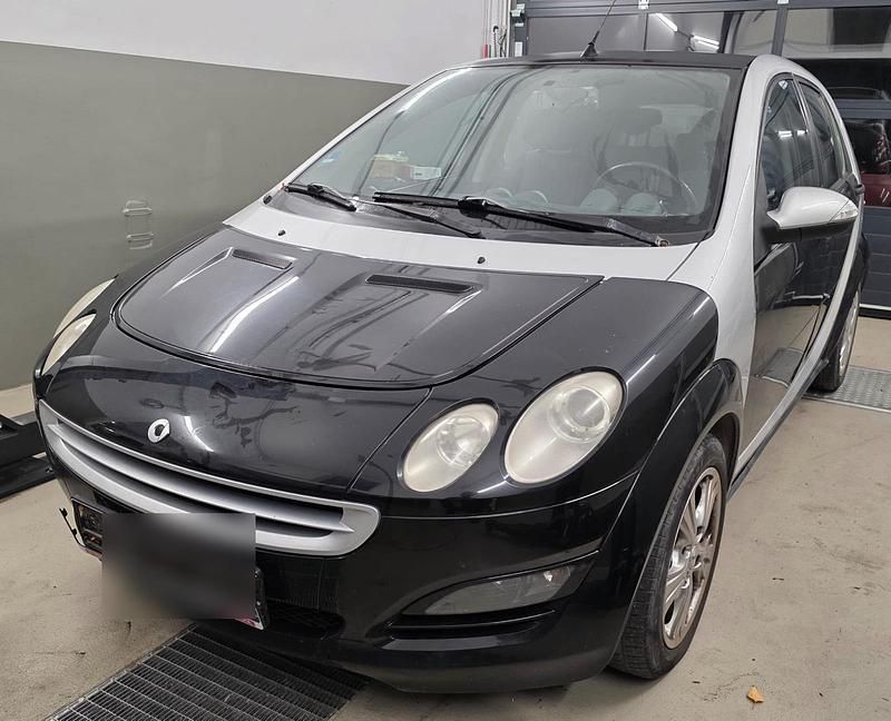 Silber Gebraucht 2004 Smart ForFour Kleinwagen | 1.750 € (Fairer Preis) - Bild 1/4