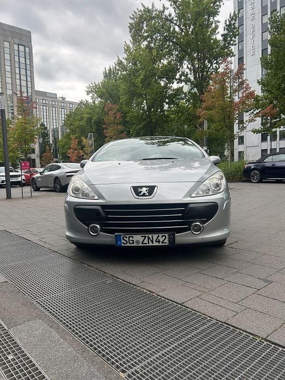 Silber Gebraucht 2007 Peugeot 307 CC Sport Cabrio | 3.450 € (Fairer Preis) - Bild 1/4