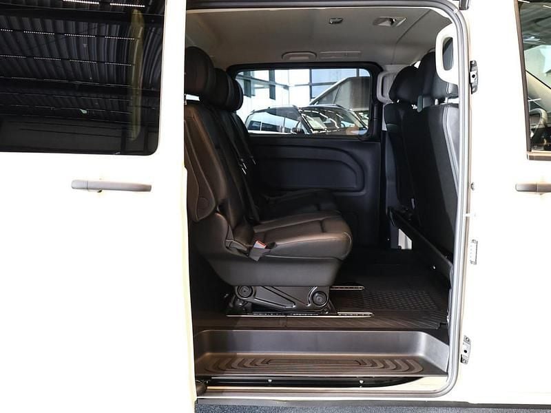 Gebraucht Mercedes Vito 136 PS (100 kW) 2025 Beige / hellelfenbein Van