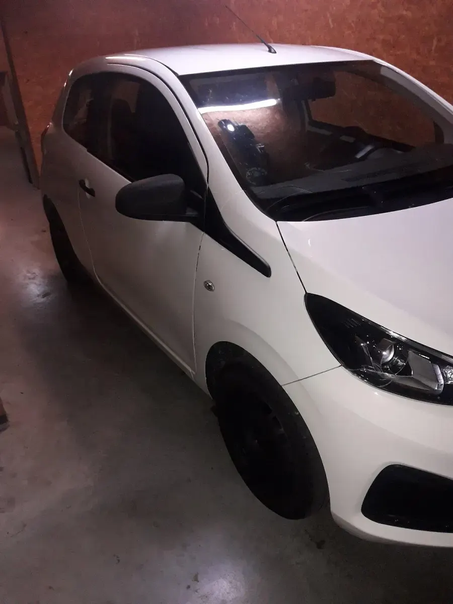 Gebraucht Peugeot 108 72 PS (52 kW) 2018 Weiß Kleinwagen
