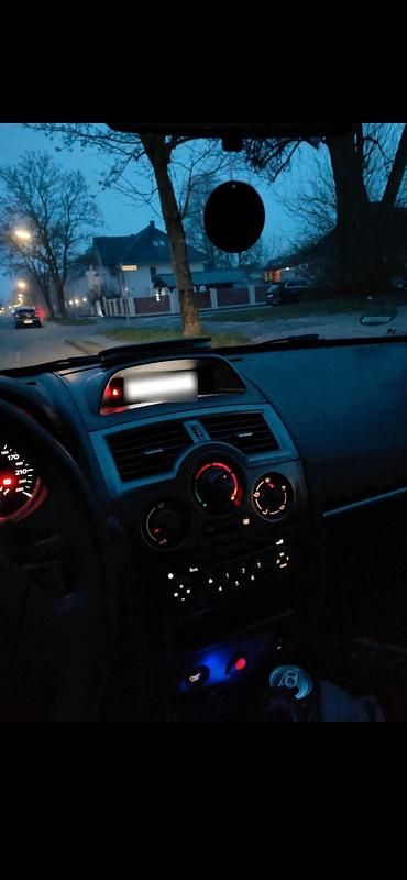 Gebraucht Renault Mégane II 88 PS (64 kW) 2008 Schwarz Kleinwagen