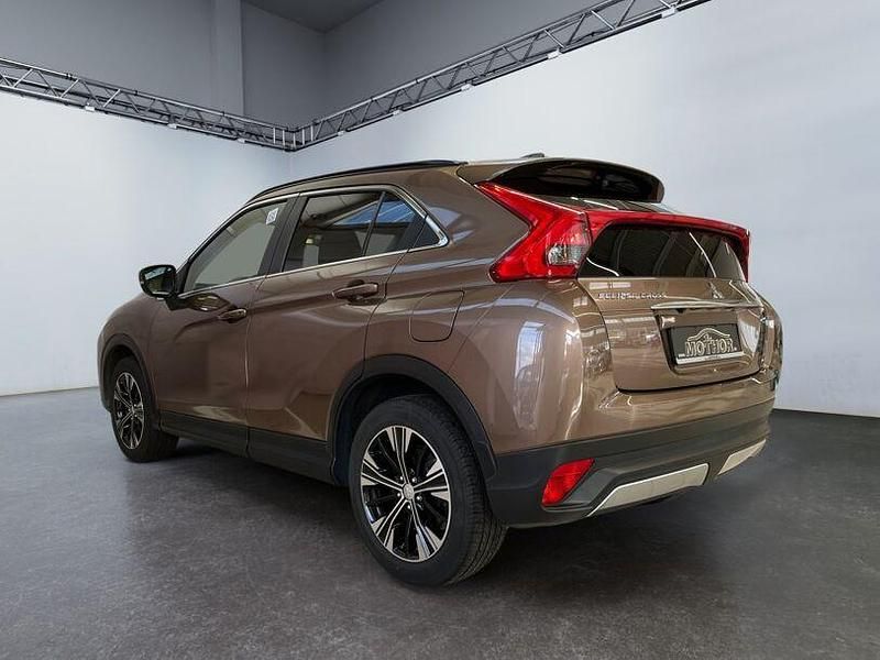 Gebraucht Mitsubishi Eclipse Cross Spirit 163 PS (119 kW) 2020 Bronzebraun (m) SUV