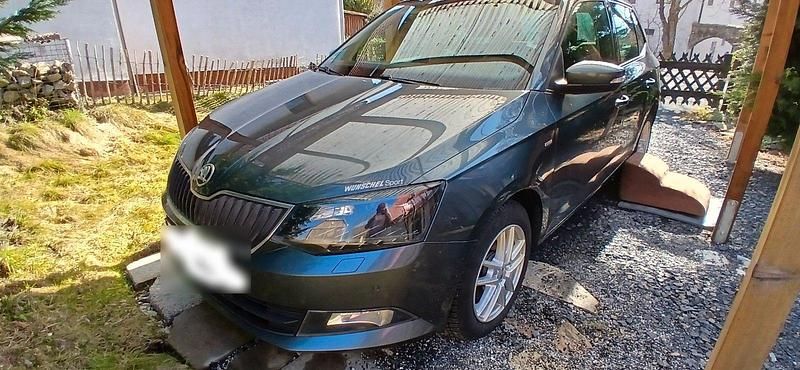 Gebraucht Skoda Fabia Cool Edition 95 PS (69 kW) 2017 Grau Limousine