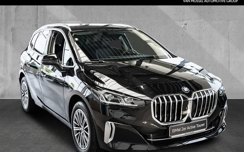 Gebraucht BMW 218 Luxury Line 136 PS (100 kW) 2024 Schwarz Kombi