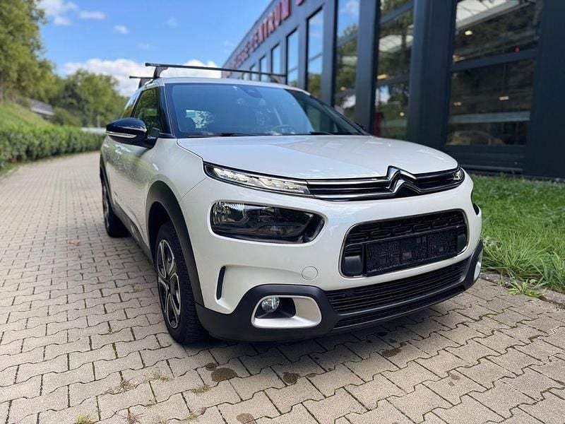 Weiß Gebraucht 2020 Citroën C4 Cactus PureTech Kleinwagen | 9.700 € (Superpreis) - Bild 1/4