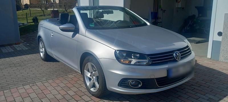 Gebraucht VW Eos 122 PS (89 kW) 2011 Silber Cabrio