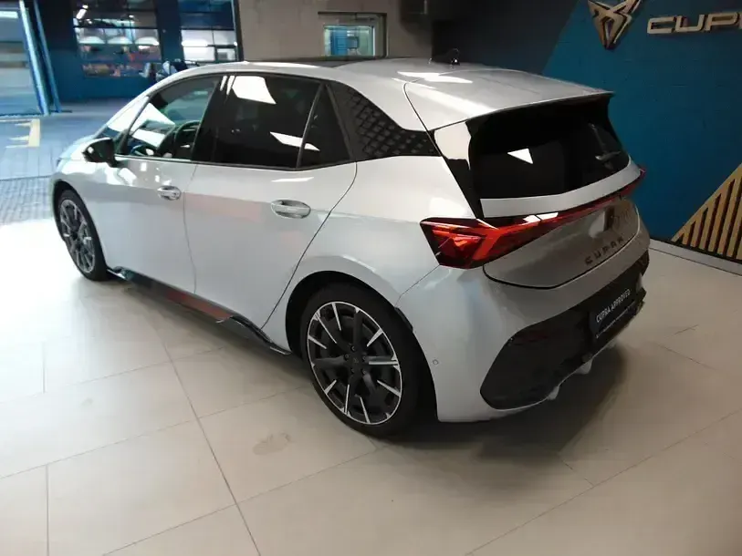 Brugt Cupra Born 169 kW (231 HK) 2023 Sølv Hatchback
